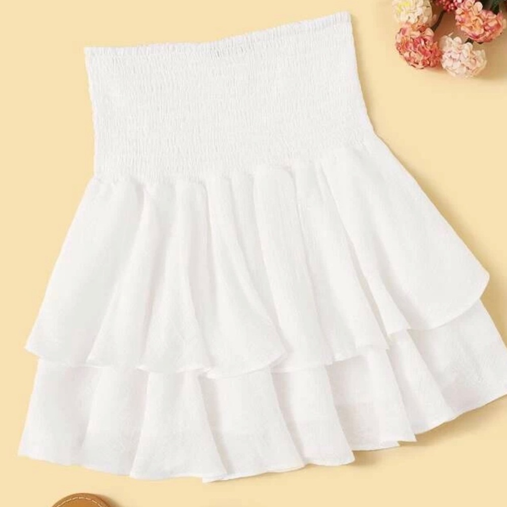 SHEIN - Smocked High-Rise Flounce Mini Skirt